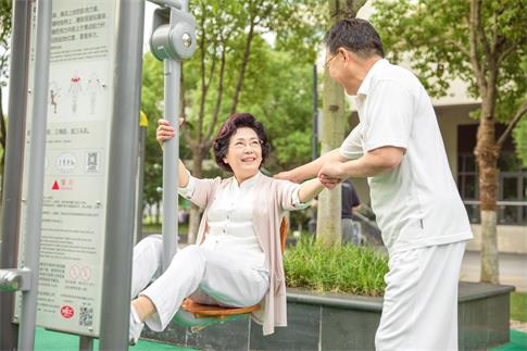 1666978191615118.jpg 攝圖網_501361893_banner_老年人戶外運動鍛煉(非企業商用).jpg