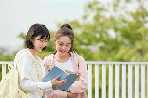 1680850946656526.jpg 攝圖網_506950666_banner_一起看書的好朋友(企業商用).jpg