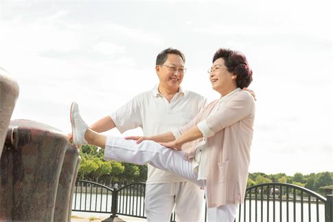 1712446465922017.jpg 攝圖網(wǎng)_501361847_老年人運動鍛煉 (企業(yè)商用).jpg